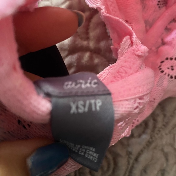 Bundle - Picture 5 of 7